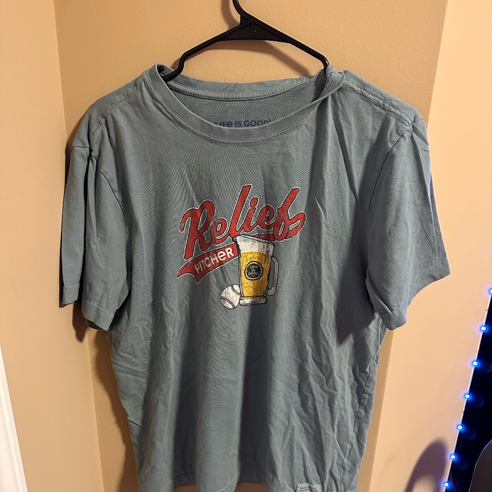 Life Is Good "Relief Pitcher" Graphic Tee Short Sleeve
